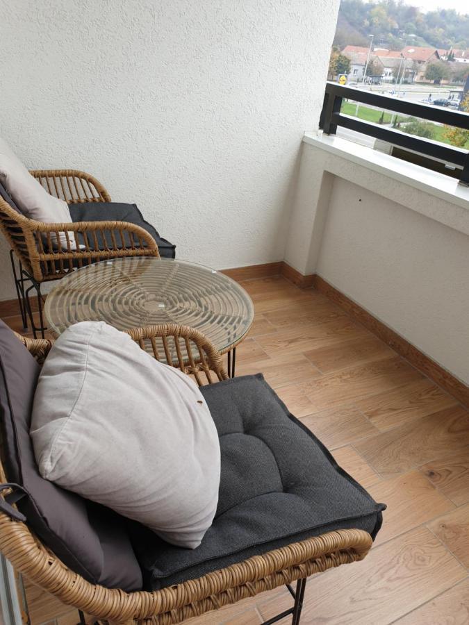Tito Lux Apartment Belgrade Luaran gambar